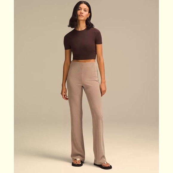 NWT Lululemon camel mini flare tan ribbed soft pant 0 brand new tag 33” inseam - Picture 1 of 10